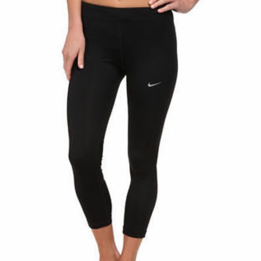 NWT Nike crop pants size medium